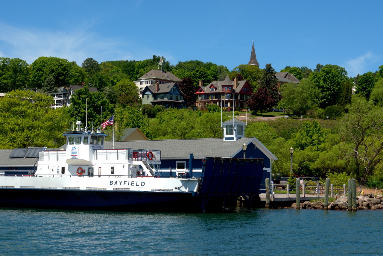 Discovering the Beauty of the Apostle Islands